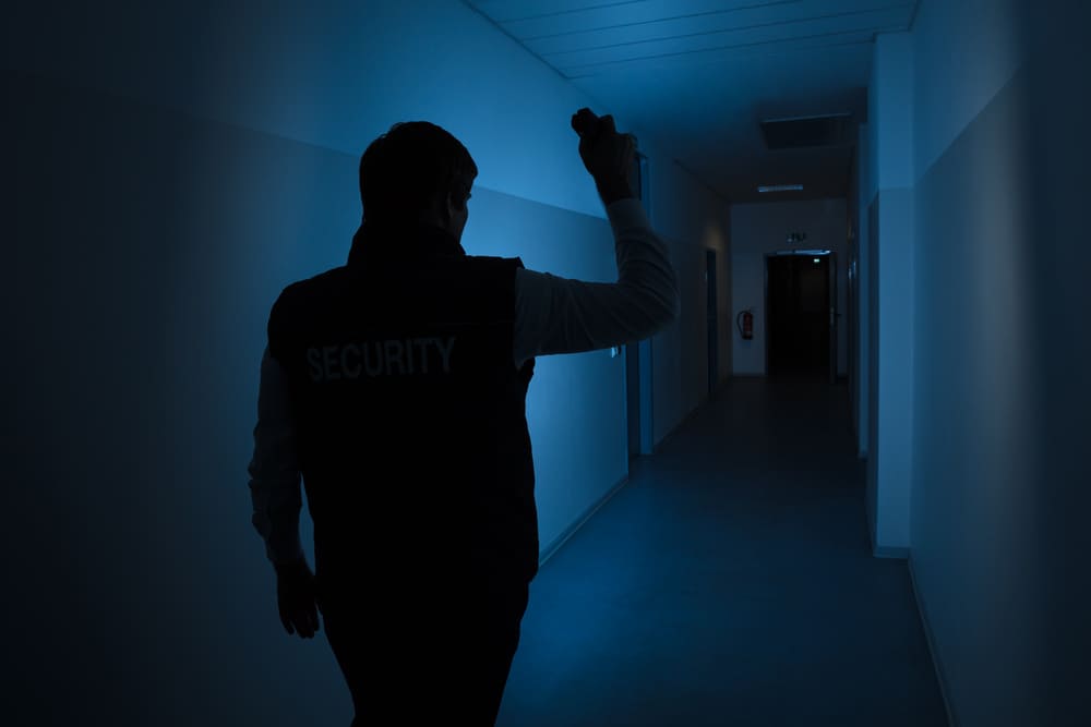 surveillant de nuit