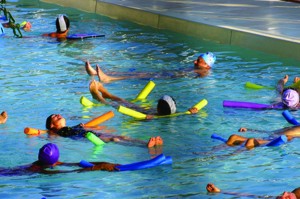 Fotolia_3136585_XS_Aquagym             